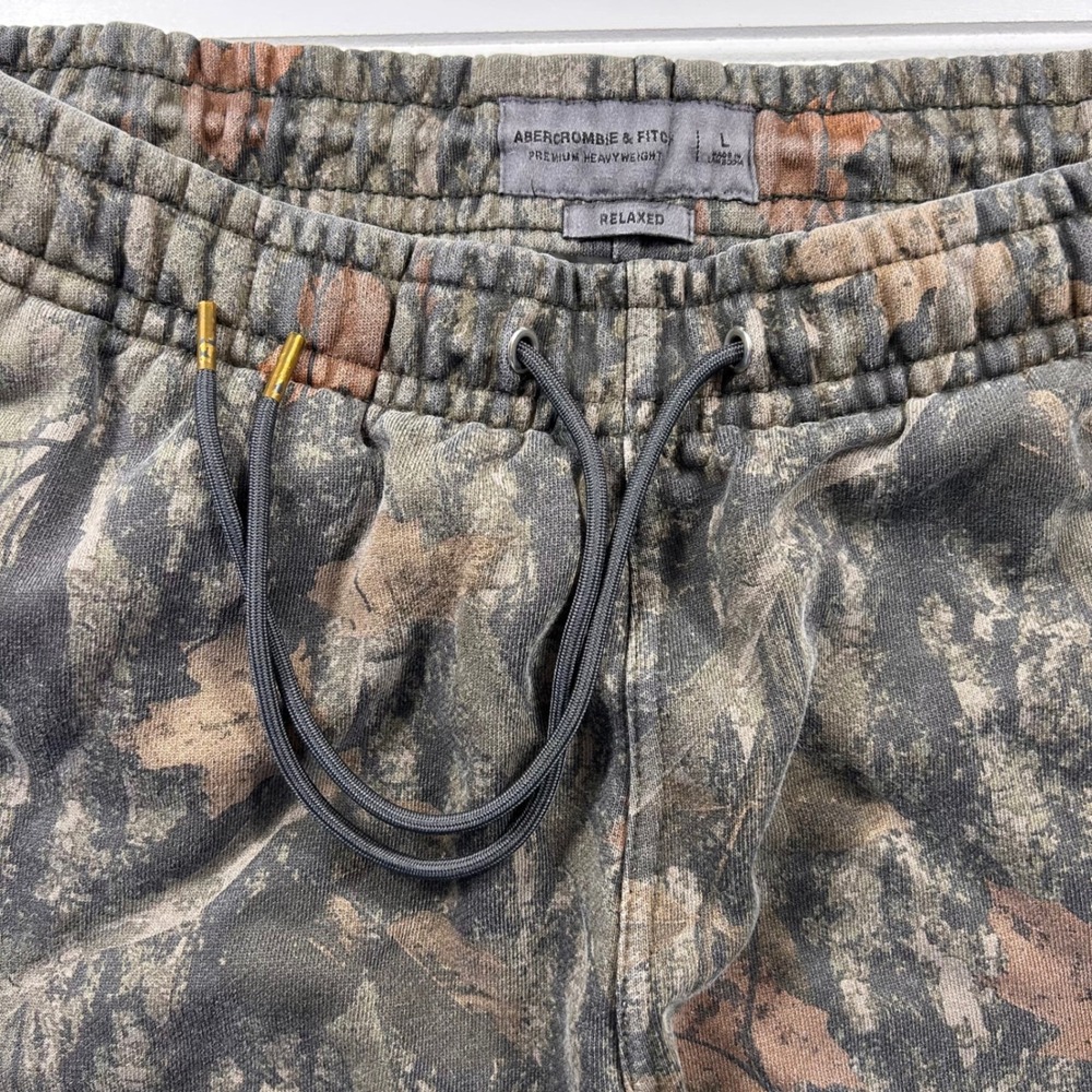Abercrombie & Fitch Premium Heavyweight Relaxed Tree Camo Sweatpants Mens Large